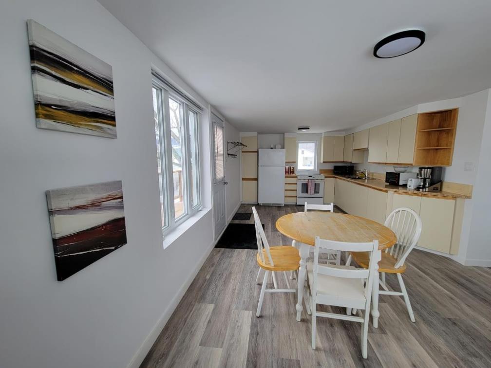 Aux 4 vents - Auberg'Inn Carleton-sur-Mer Zimmer foto