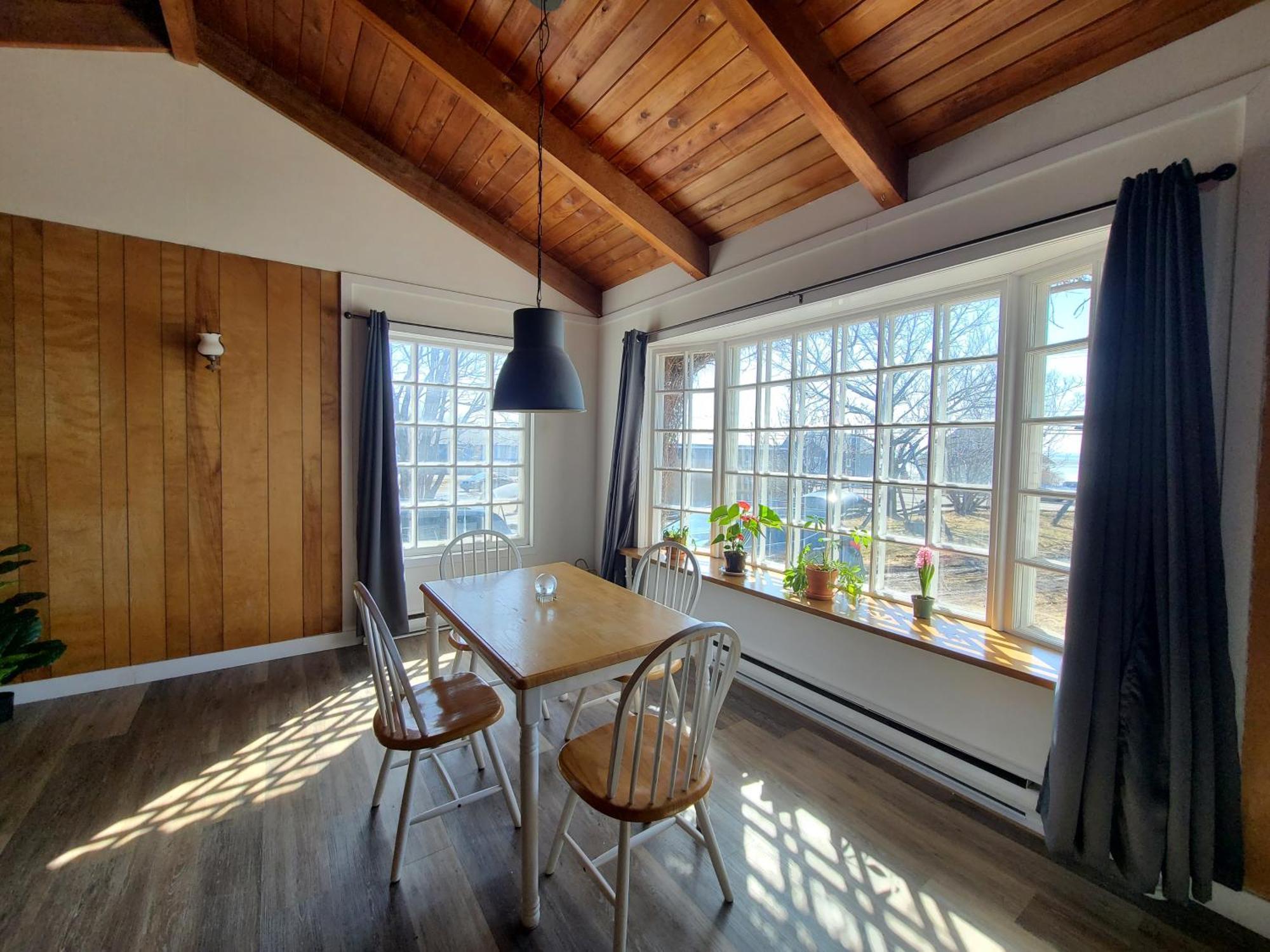 Aux 4 vents - Auberg'Inn Carleton-sur-Mer Exterior foto